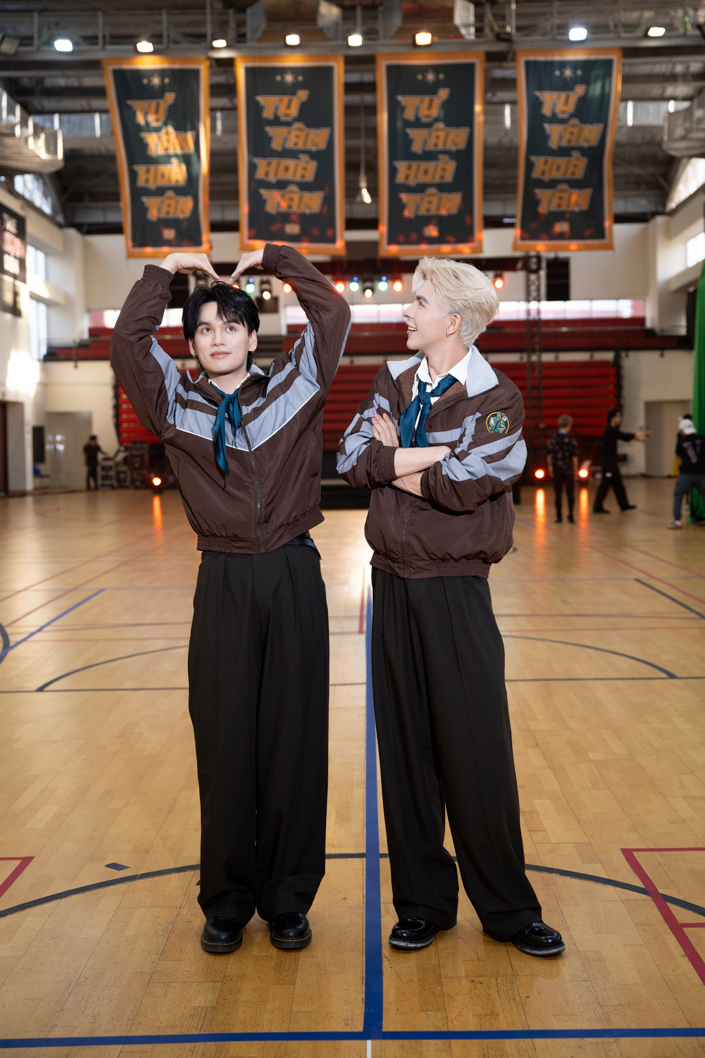 Nguyễn Trần Trung Quân và Denis Đặng tái hợp sau 4 năm. Nguyễn Trần Trung Quân và Denis Đặng tái hợp sau 4 năm.