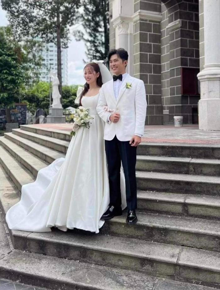 Puka và Gin Tuấn Kiệt tổ chức lễ cưới trong nhà thờ tại TPHCM. Puka và Gin Tuấn Kiệt tổ chức lễ cưới trong nhà thờ tại TPHCM.