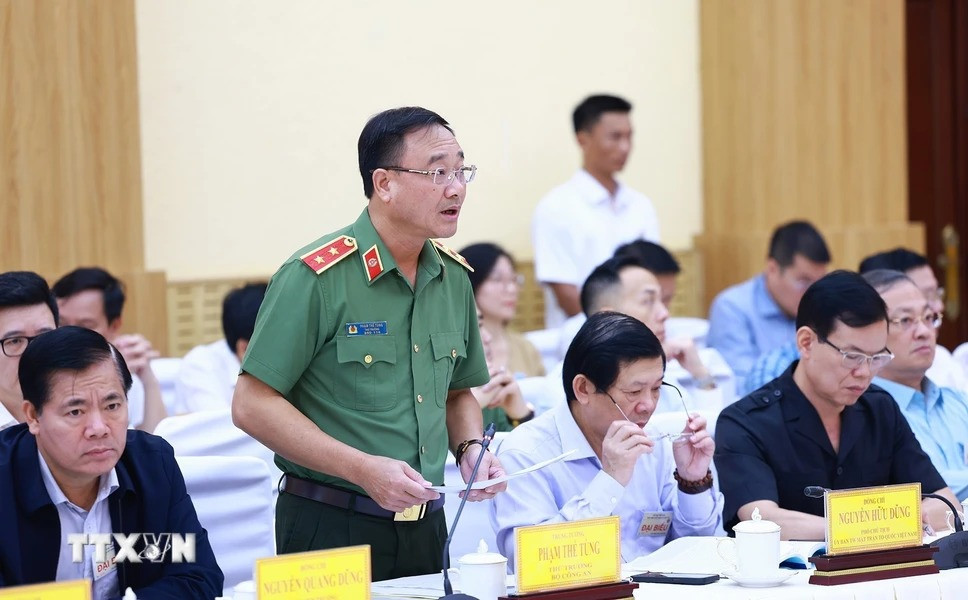 Trung tướng Phạm Thế Tùng, Thứ trưởng Bộ Công an báo cáo tình hình an ninh trật tự vùng Tây Nguyên. Ảnh: Dương Giang/TTXVN.