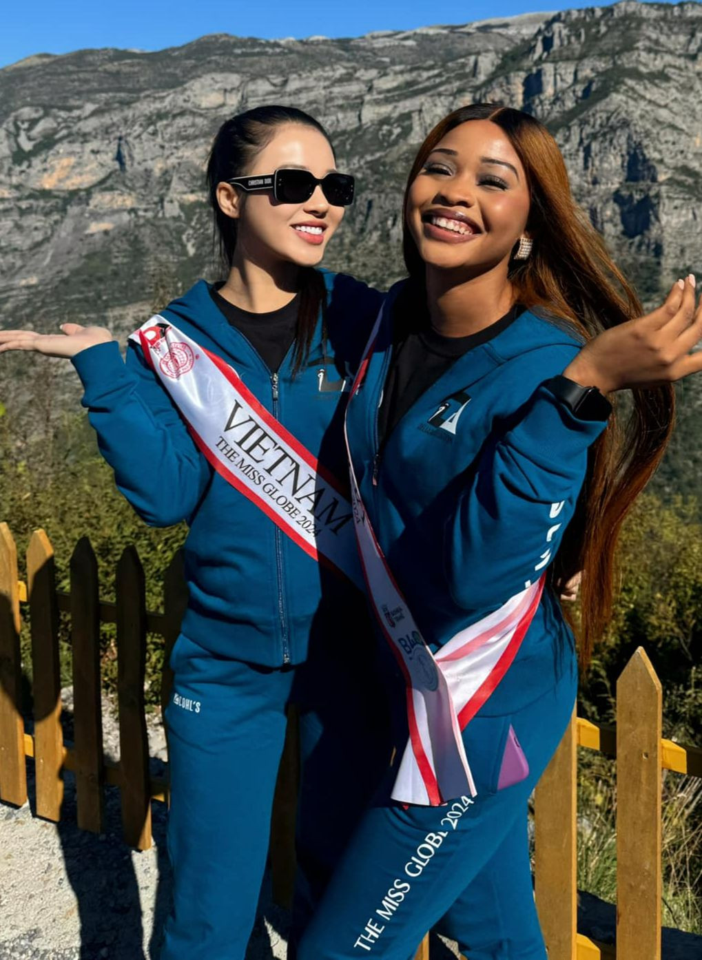 Á hậu năng nổ trong các hoạt động bên lề thuộc khuôn khổ The Miss Globe. Cô liên tục chia sẻ ảnh chụp cùng các thí sinh trên mạng xã hội. Á hậu năng nổ trong các hoạt động bên lề thuộc khuôn khổ The Miss Globe. Cô liên tục chia sẻ ảnh chụp cùng các thí sinh trên mạng xã hội.