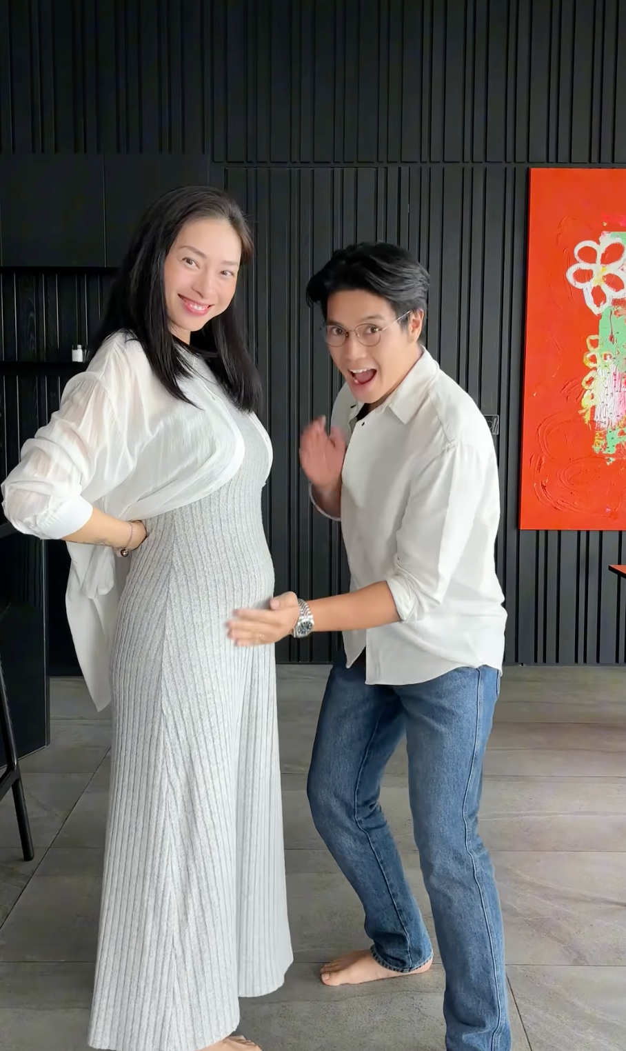 Ngô Thanh Vân thông báo mang thai. Ngô Thanh Vân thông báo mang thai.