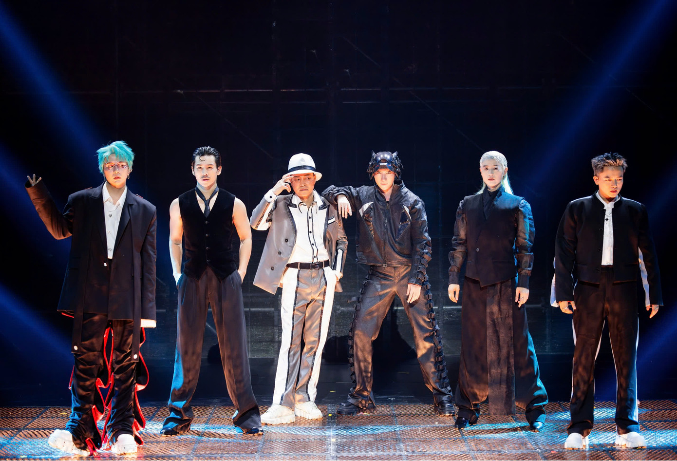 Hồng Sơn thể hiện sự nhiệt tình, đầu tư khi tham gia game show.