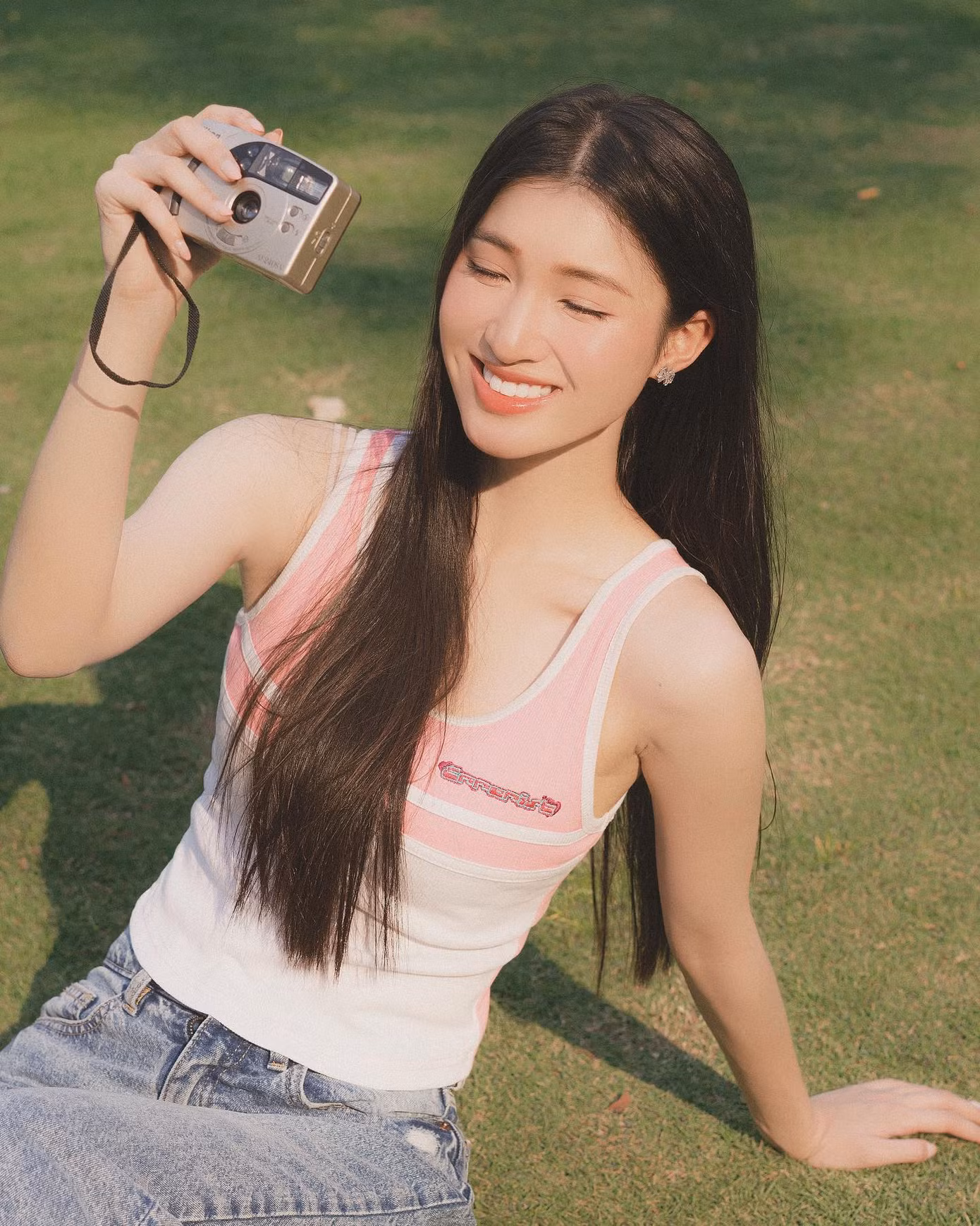 Trước khi lấy chồng thiếu gia, Phương Nhi theo đuổi phong cách nhẹ nhàng, nhất là trong giai đoạn tham gia thi Miss International 2023.
