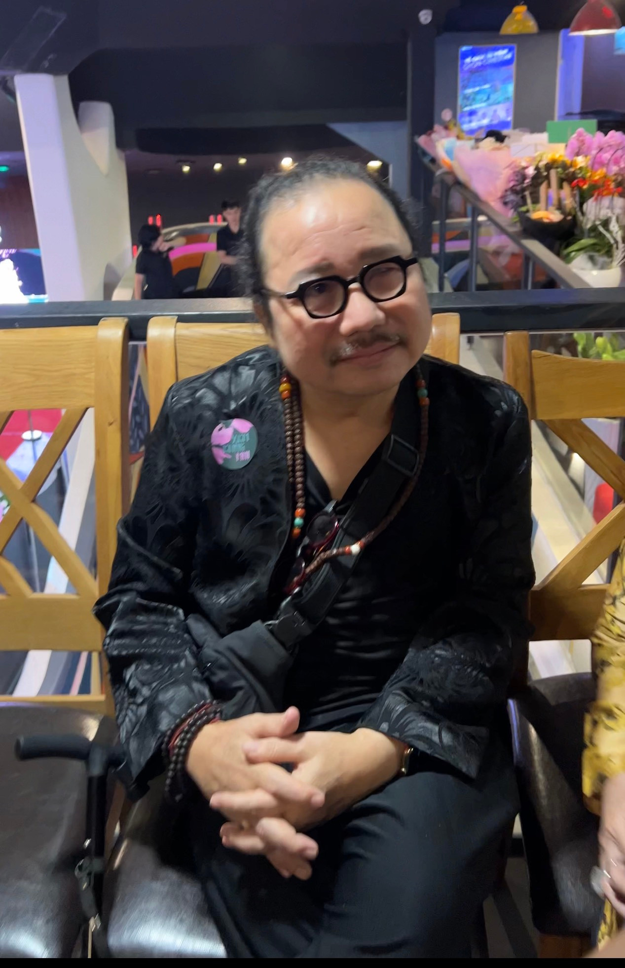 Nhạc sĩ Trần Mạnh Tuấn tại sự kiện âm nhạc. Nhạc sĩ Trần Mạnh Tuấn tại sự kiện âm nhạc.