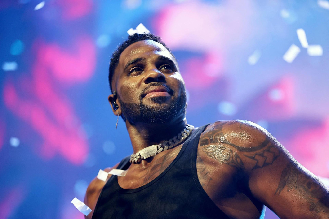 Nghệ sĩ người Mỹ Jason Derulo. Nghệ sĩ người Mỹ Jason Derulo.