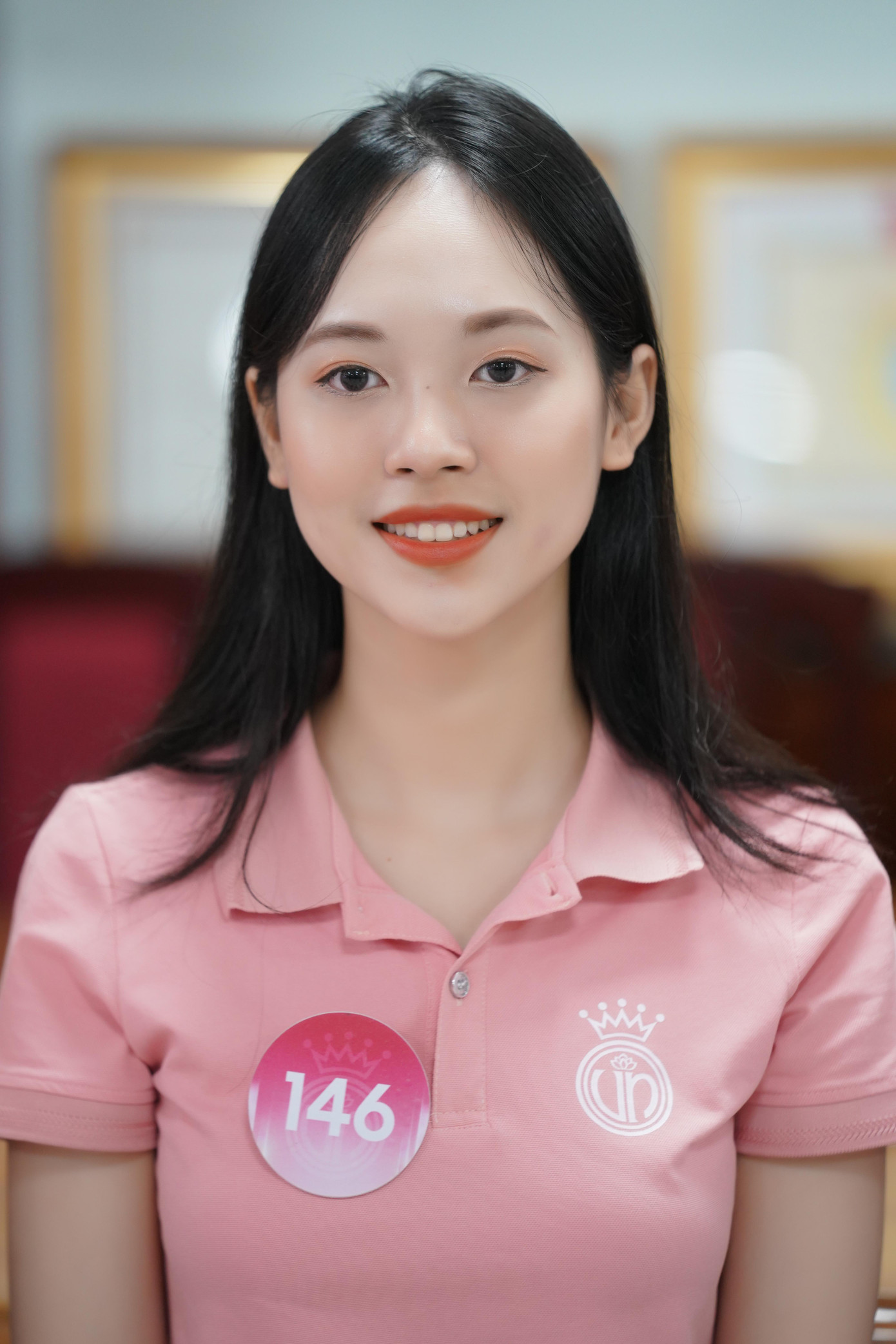 Trịnh Thùy Linh (SBD 146) và Nguyễn Ngọc Anh Thư (382). Trịnh Thùy Linh (SBD 146) và Nguyễn Ngọc Anh Thư (382).