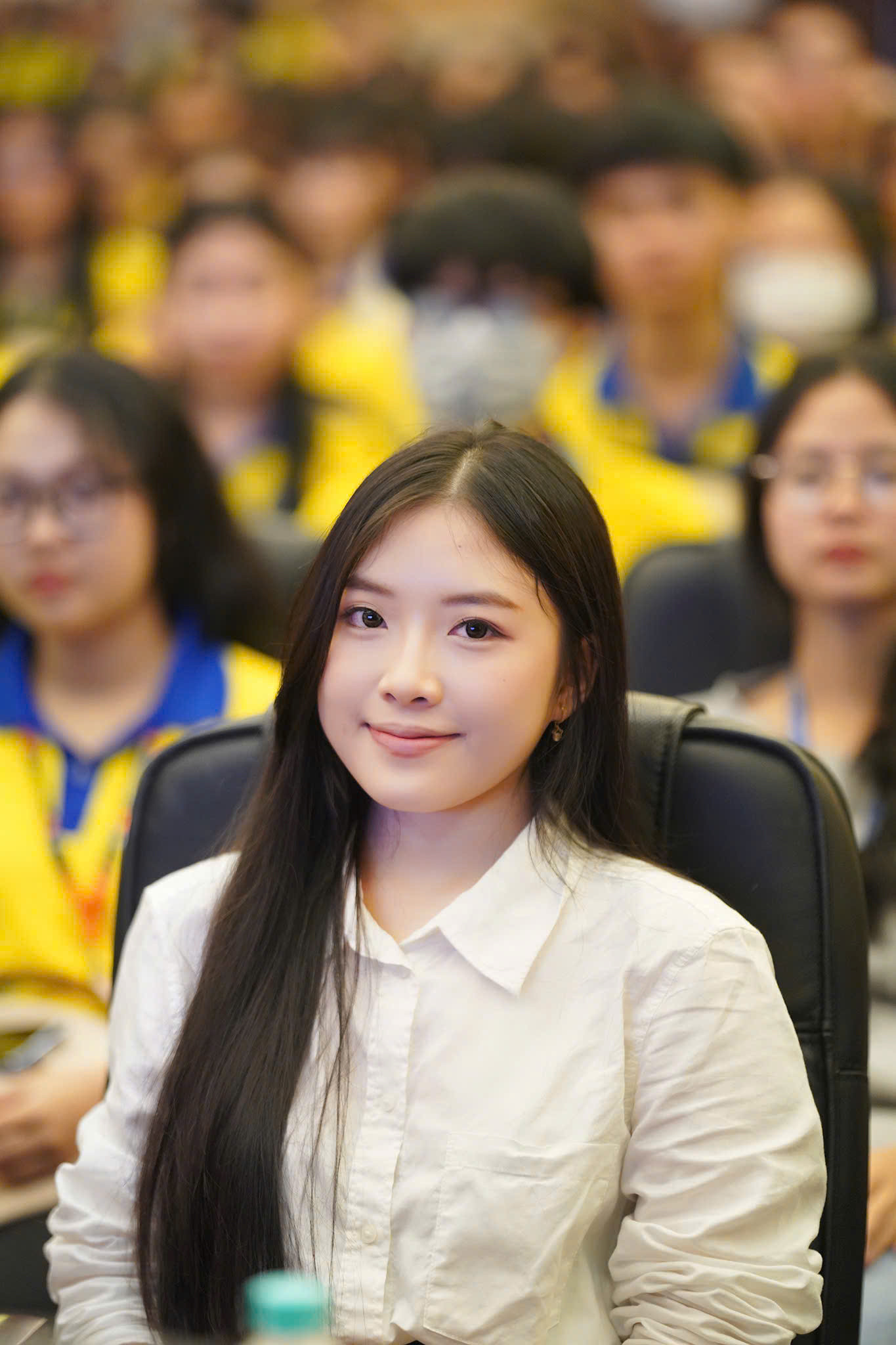 Nhiều gương mặt nổi bật xuất hiện tại ngày hội tuyển sinh tại Đại học Tài chính - Marketing. Nhiều gương mặt nổi bật xuất hiện tại ngày hội tuyển sinh tại Đại học Tài chính - Marketing.