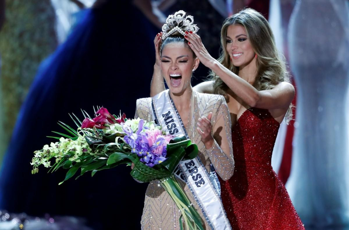 Nam Phi có ba người đẹp đăng quang Miss Universe là Zozibini Tunzi (2019), Demi-Leigh Nel-Peters (2017) và Margaret Gardiner (1978). Năm 2018, dải sash Nam Phi suýt lập cú đăng quang B2B nhưng may mắn đã không mỉm cười với á hậu 1 Tamaryn Green khi đứng trước đối thủ mạnh Catriona Gray.
