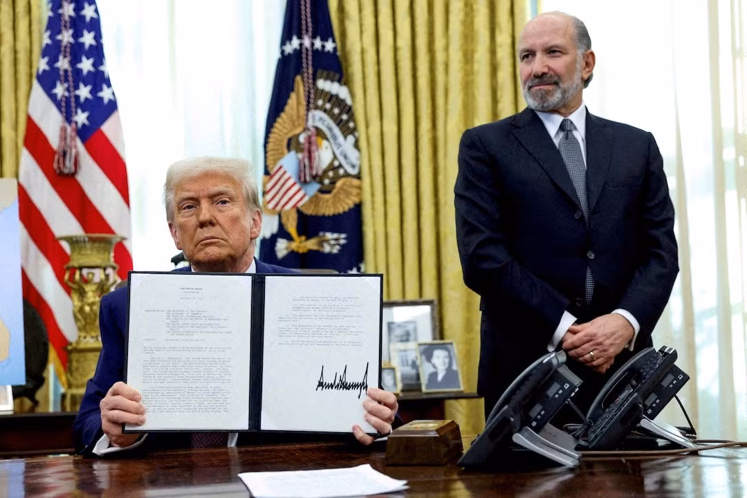 Ông Trump ngày càng áp thuế nhập khẩu lên nhiều lĩnh vực.