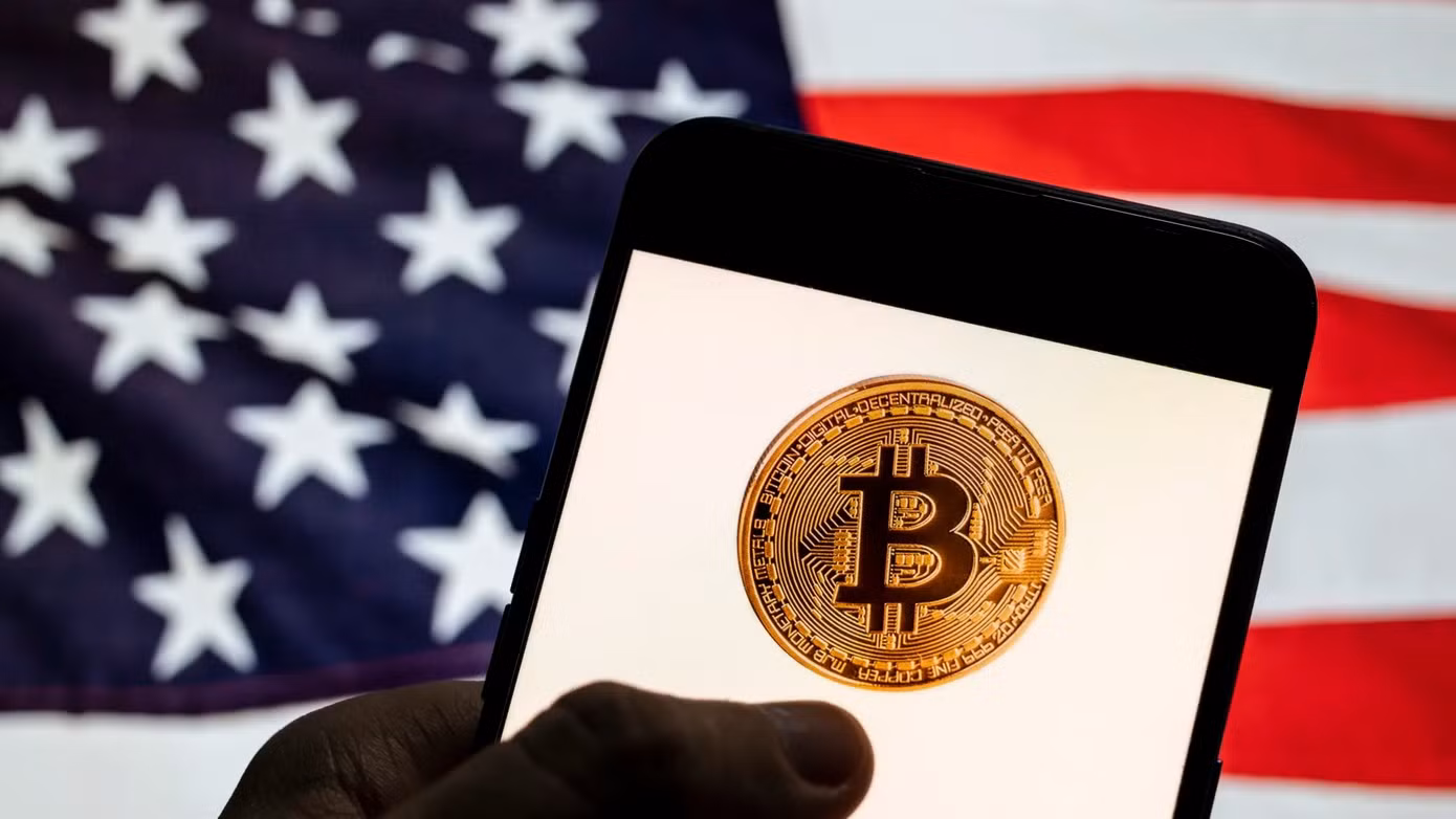 Giá bitcoin đạt đỉnh sau chiến thắng của ông Trump. Giá bitcoin đạt đỉnh sau chiến thắng của ông Trump.