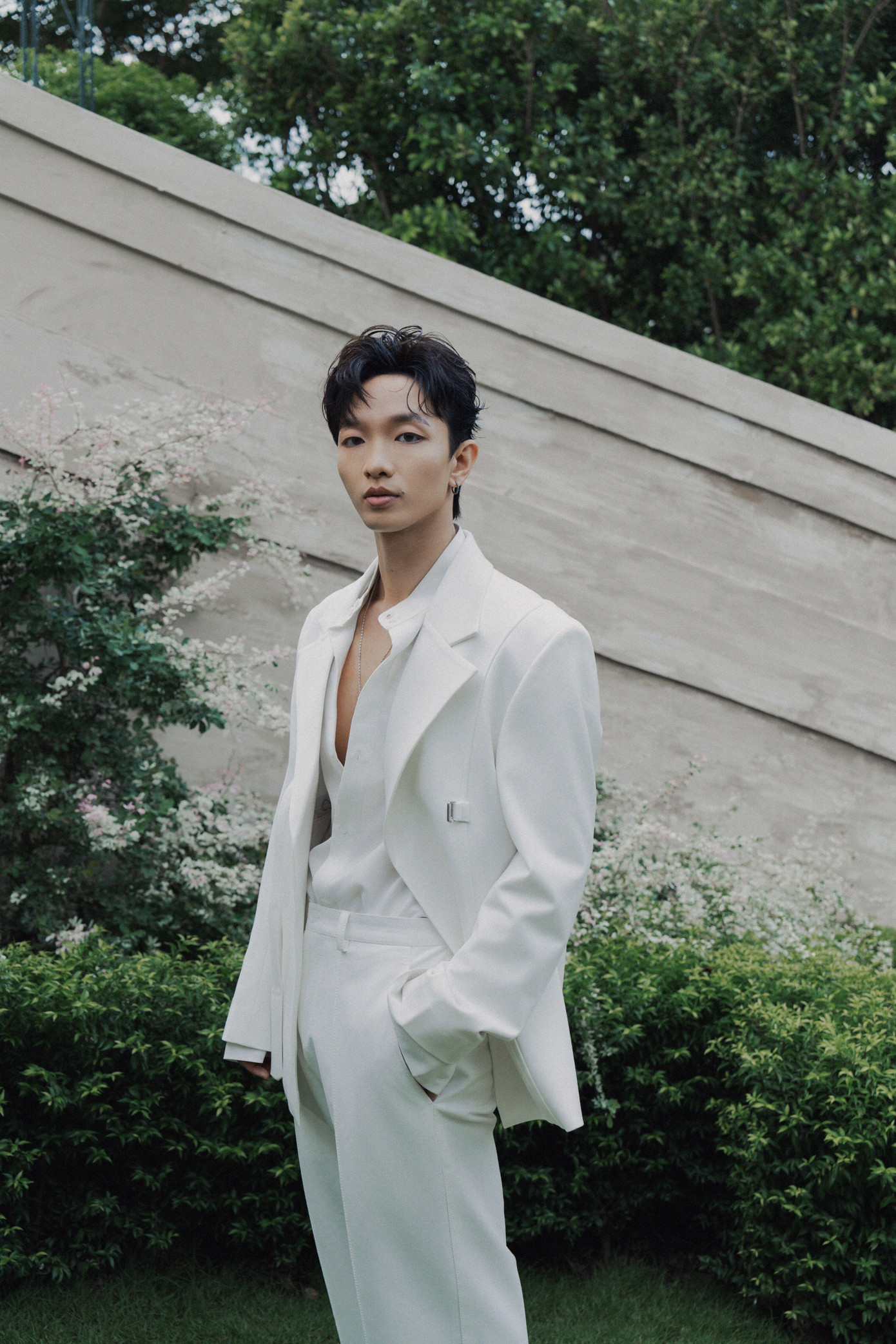 Ngày càng nhiều người chi tiền xem ca sĩ Việt biểu diễn ở nước ngoài. Ngày càng nhiều người chi tiền xem ca sĩ Việt biểu diễn ở nước ngoài.