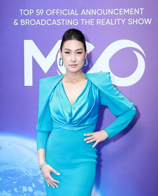 Giám khảo Kathy Uyên và đương kim Hoa hậu Hoàn vũ Ngọc Châu tại sự kiện. Giám khảo Kathy Uyên và đương kim Hoa hậu Hoàn vũ Ngọc Châu tại sự kiện.