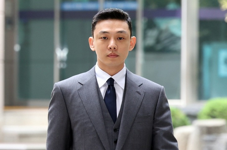 Yoo Ah In tại tòa án ngày 16/4.