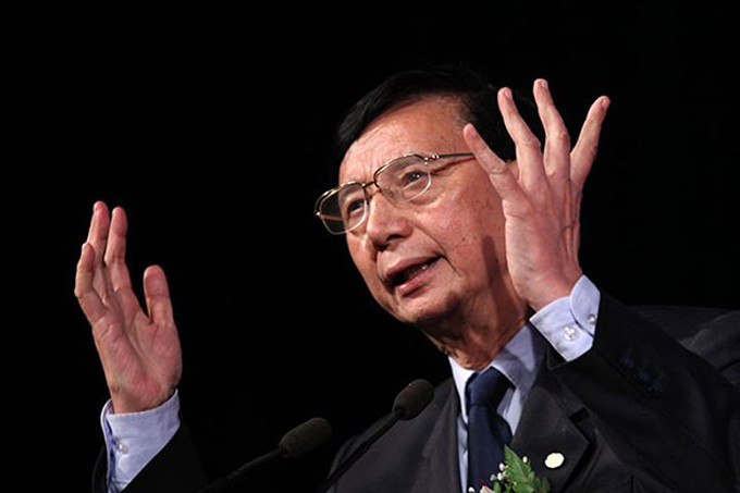 Ông Yin Mingshan thời trẻ. Ông Yin Mingshan thời trẻ.