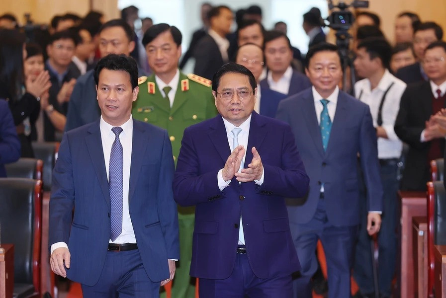 Thủ tướng Phạm Minh Chính đến dự hội nghị triển khai nhiệm vụ năm 2024 ngành Tài nguyên và Môi trường. Ảnh: Dương Giang/TTXVN.