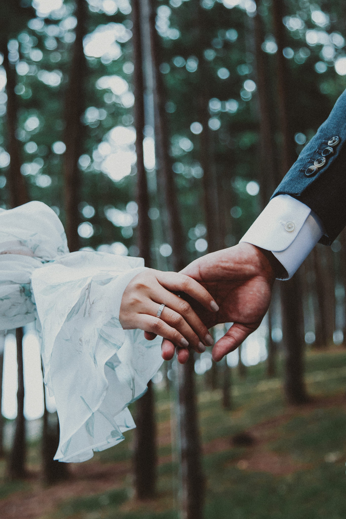 Trong cuộc phỏng vấn gần đây, khi được hỏi lý do đồng ý kết hôn với nhạc trưởng Nhật Minh, cô nói: &quot;Vì anh ấy cần một nốt nhạc cuối cùng để hoàn thành bản giao hưởng hạnh phúc mà anh đã biên soạn nhiều năm. Và Thanh Hằng có nốt nhạc đắt giá đó”.