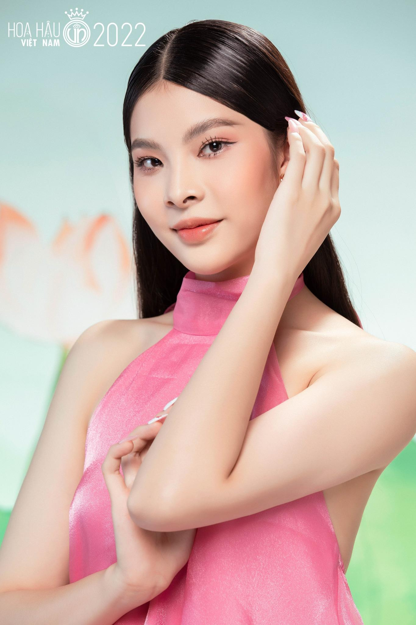 Nguyễn Thu Hà (SBD 106) và Nguyễn Thị Minh Thư (SBD 104). Nguyễn Thu Hà (SBD 106) và Nguyễn Thị Minh Thư (SBD 104).