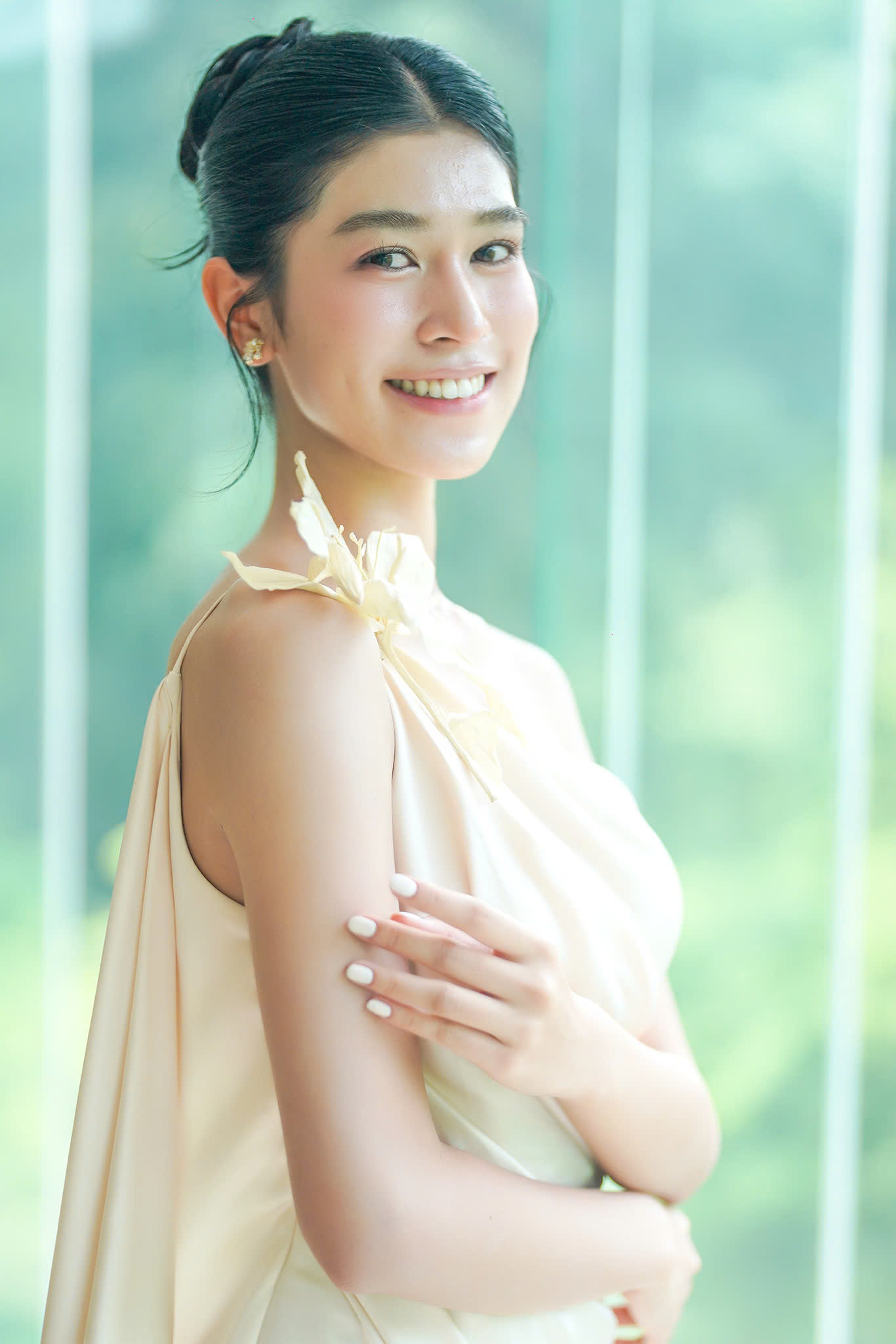 Sau ba tháng đồng hành cùng Hoa hậu Việt Nam, Thanh Thảo nói cô đủ tự tin để đại diện cho thế hiện trẻ bản lĩnh, vừa tri thức nhưng vẫn có sự mềm mại của người con gái Việt Nam. "Tôi mong muốn lan tỏa thông điệp sống đẹp, có lý tưởng, nuôi dưỡng yêu thương và truyền cảm hứng tích cực. Tôi tin mỗi người trẻ đều có cơ hội trở thành nguồn ánh sáng, cùng nhau thắp sáng cộng đồng", Thanh Thảo chia sẻ thêm.