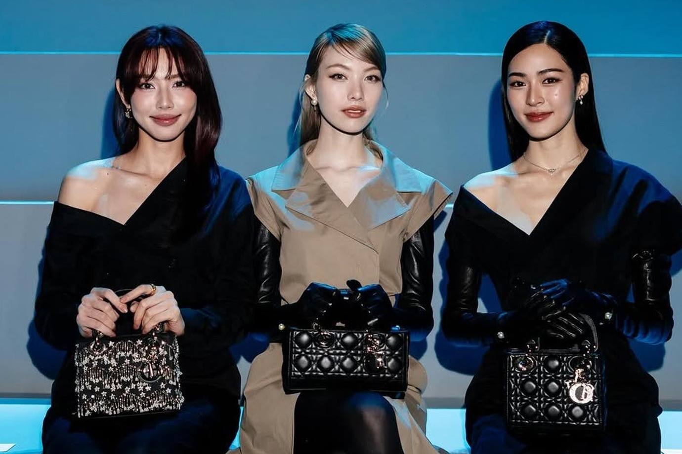 Thùy Tiên (ngoài cùng bên trái) tại sự kiện của hãng thời trang cao cấp Dior tại Pháp ngày 5/3.