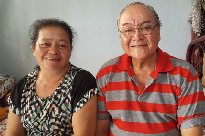 NSƯT Hùng Minh và vợ Hoa Lan.