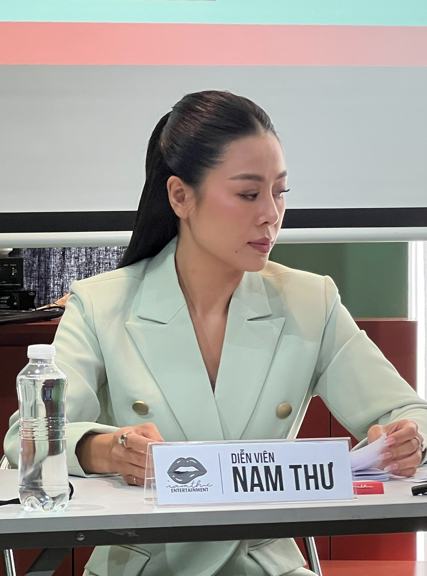 Nam Thư tại buổi gặp gỡ truyền thông chiều 5/8.