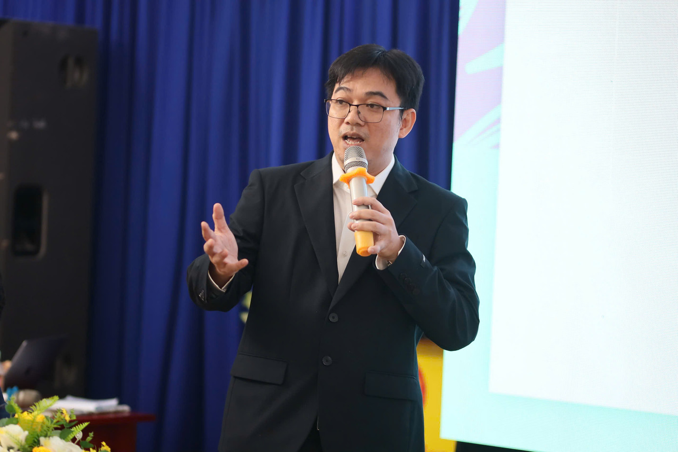 BS CKII Bùi Châu Tuệ cảnh báo trầm cảm, rối loạn lo âu từ trường hợp mất ngủ 5 năm. BS CKII Bùi Châu Tuệ cảnh báo trầm cảm, rối loạn lo âu từ trường hợp mất ngủ 5 năm.