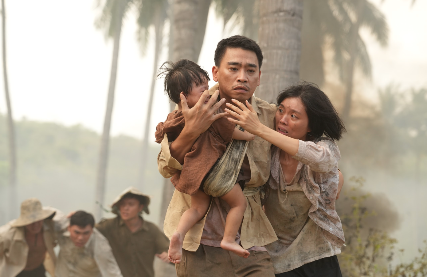 Lần đầu Lý Hải đưa đề tài chiến tranh vào phim mùa 30/4-1/5. Lần đầu Lý Hải đưa đề tài chiến tranh vào phim mùa 30/4-1/5.