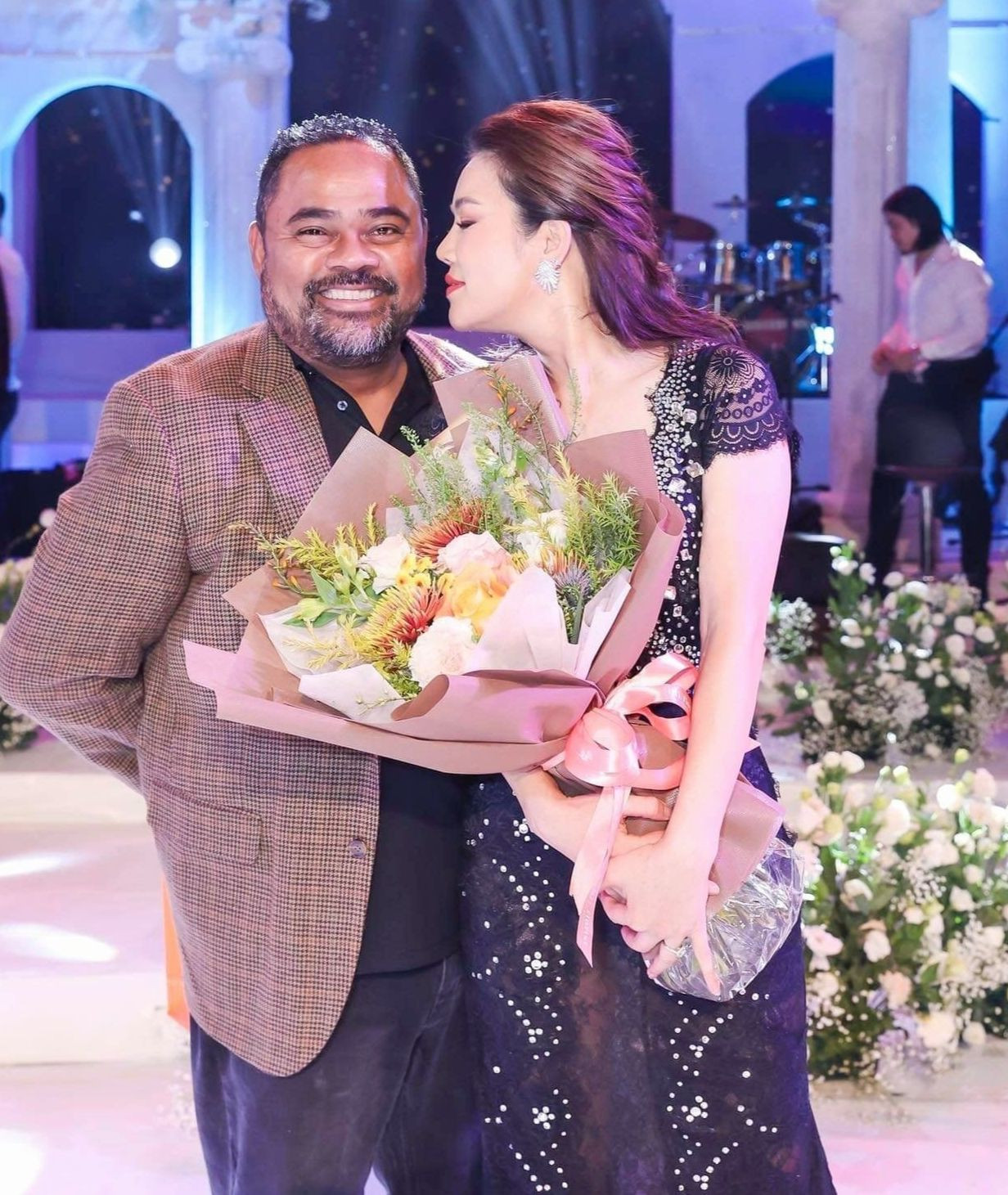 Dũng Taylor và Thu Phương có hai con chung trước khi quyết định kết hôn.