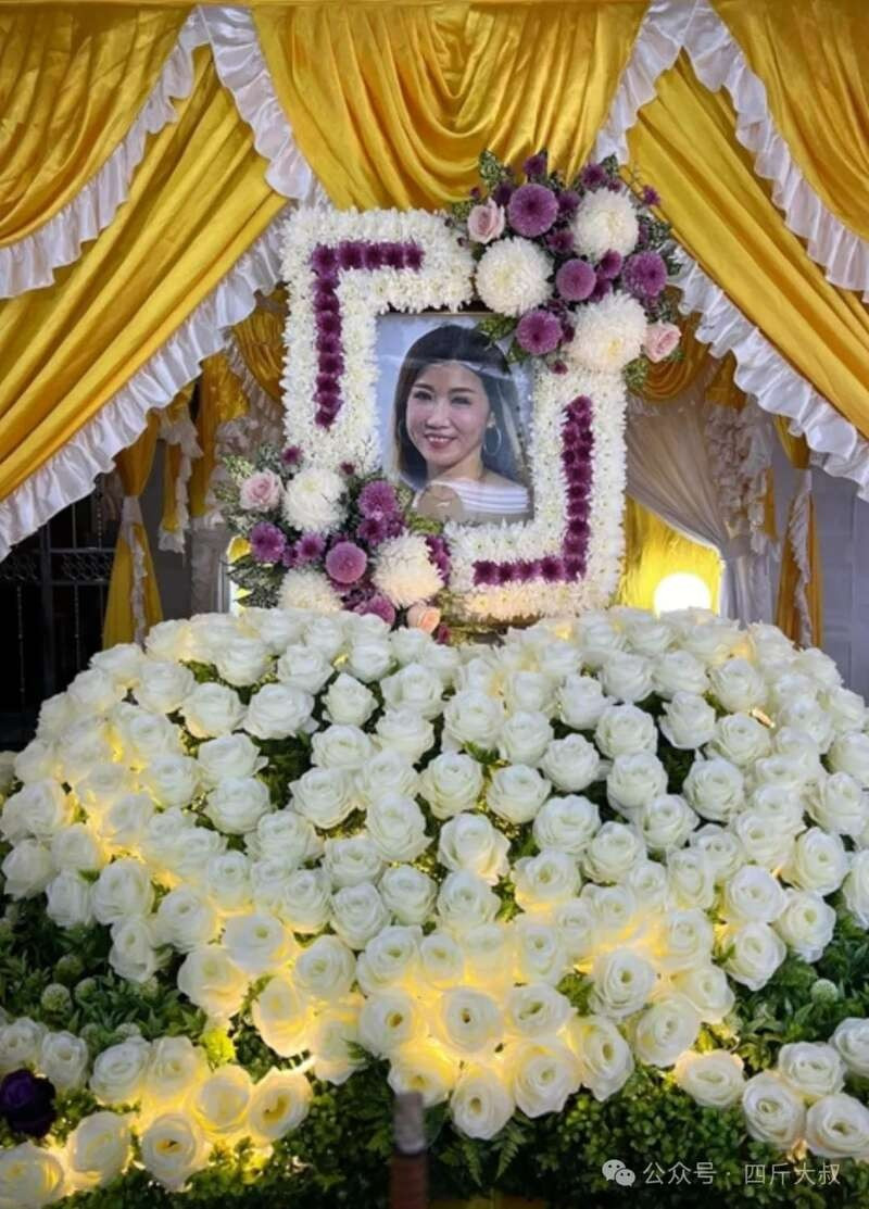 Hiện trường vụ tai nạn khiến Lý Thanh Thanh tử vong tại chỗ. Hiện trường vụ tai nạn khiến Lý Thanh Thanh tử vong tại chỗ.