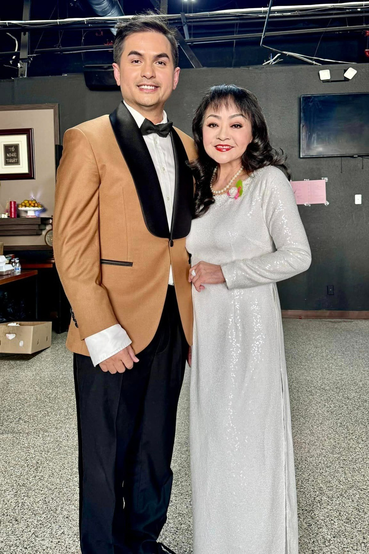 Những hình ảnh gần đây của nam diễn viên.