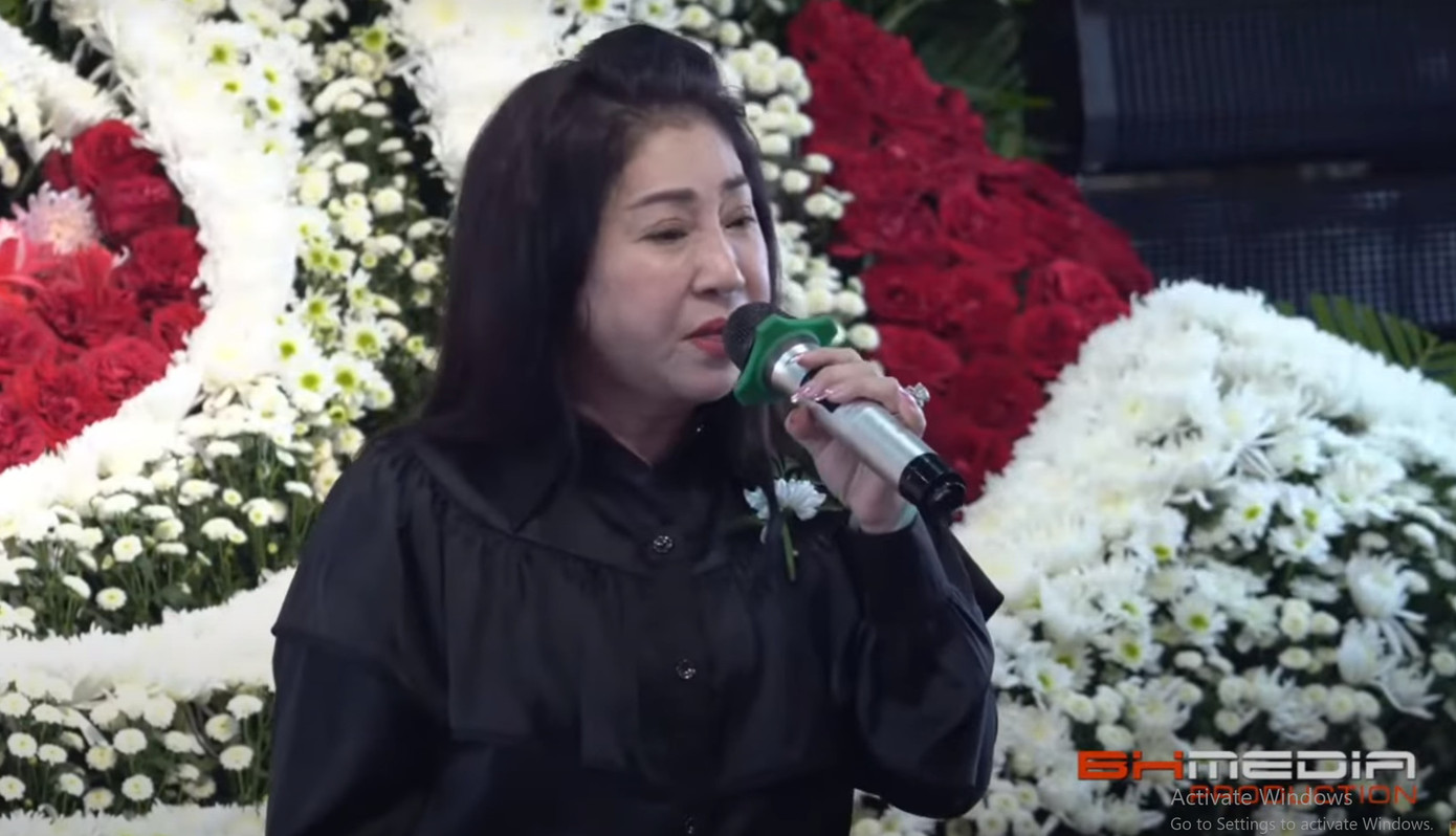 Tại lễ tưởng niệm, NSƯT Thoại Mỹ cho biết cô thành công được như hôm nay nhờ vào sự chỉ dạy nhiệt tình của NSƯT Vũ Linh và những mảng miếng sân khấu từ NSND Diệp Lang. &quot;Con với bác Hai thu chung hàng trăm video cải lương. Con ấn tượng nhất là vai Thu trong Duyên kiếp. Bác Hai đã chỉ dẫn, giúp con tạo ra vai diễn tính cách và được khán giả yêu mến. Công ơn bác Hai con không thể quên&quot;, Thoại Mỹ nói tại lễ tưởng niệm.