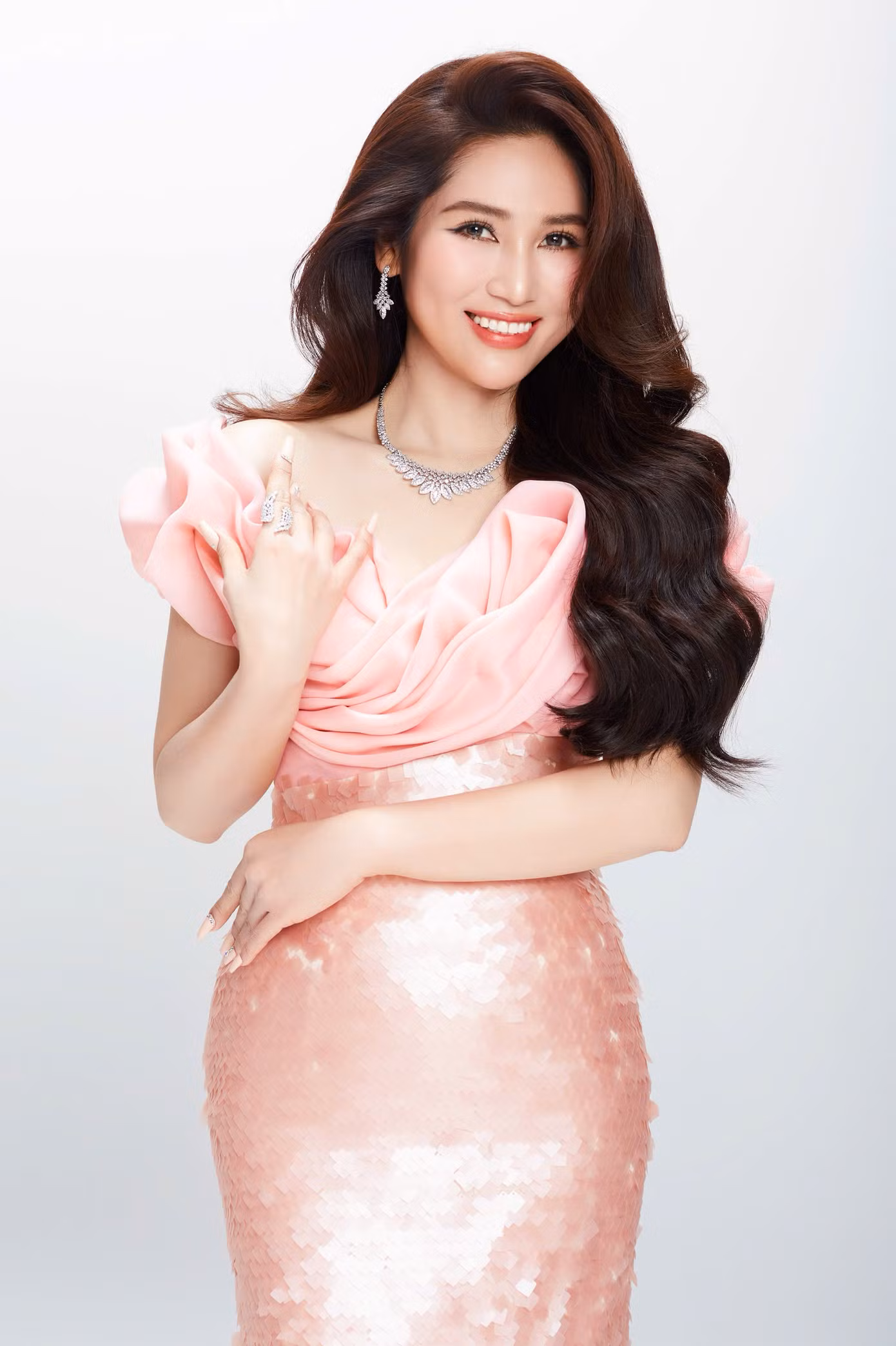 NSƯT Như Huỳnh.