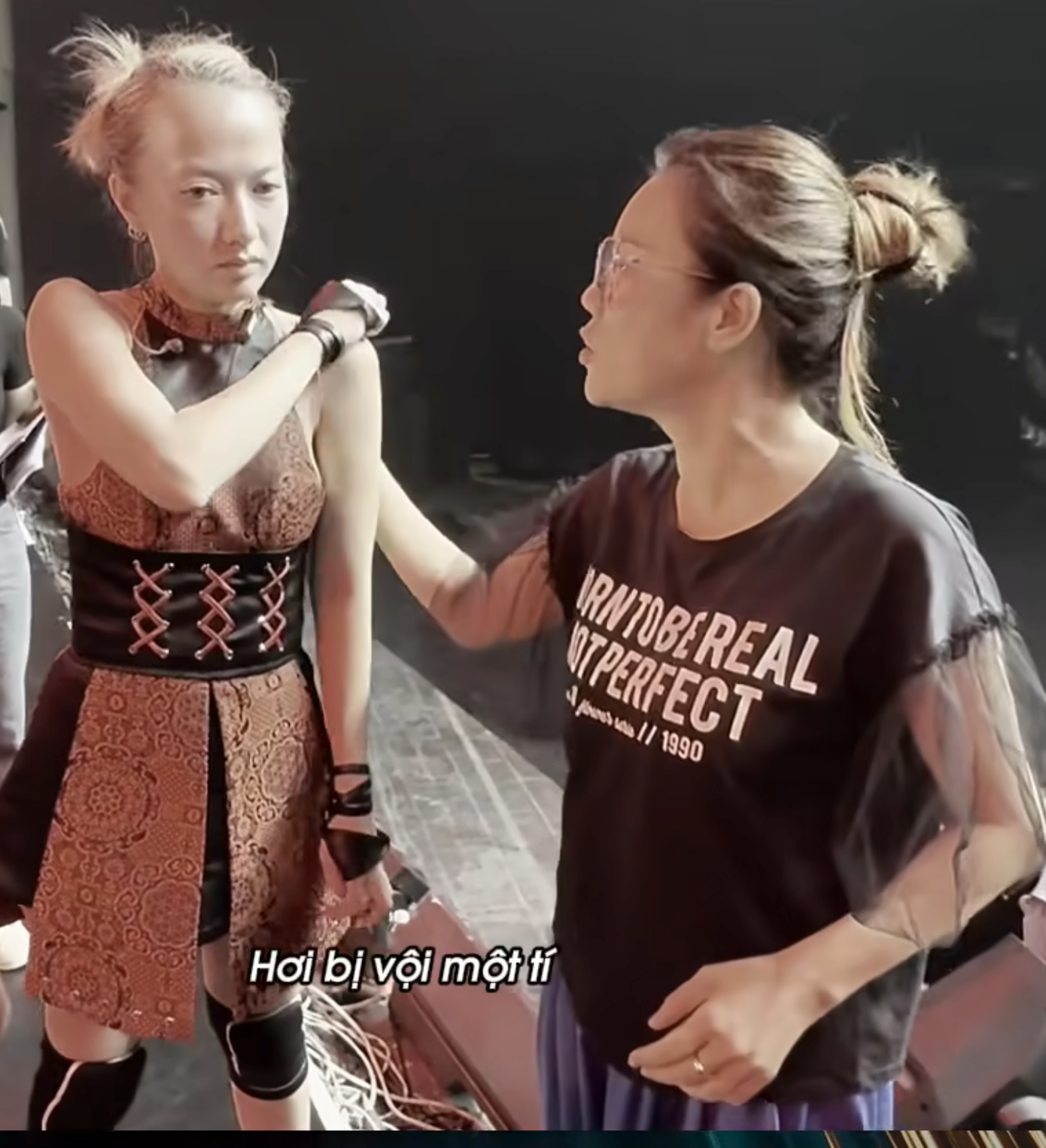 Thu Phương động viên Xuân Nghi, Châu Tuyết Vân sau sự cố của Kiều Anh.