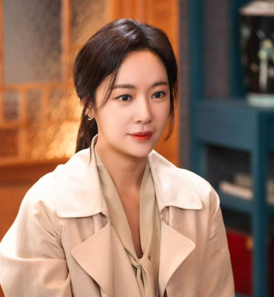 Hwang Jung Eum nói lý do ly hôn là chồng ngoại tình.