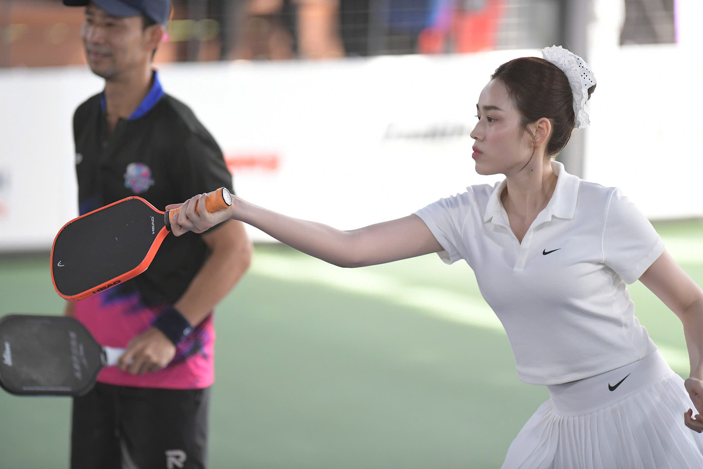 Biểu cảm căng thẳng của Đỗ Thị Hà trong trận khai mạc giải Giải Vô địch Pickleball Việt Nam 2025. Biểu cảm căng thẳng của Đỗ Thị Hà trong trận khai mạc giải Giải Vô địch Pickleball Việt Nam 2025.