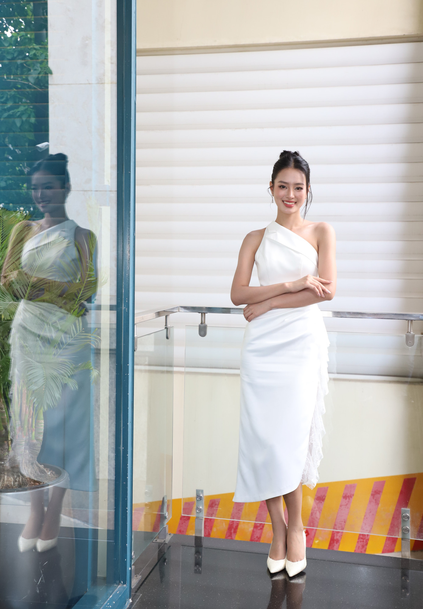 Trong show hẹn hò, Bùi Khánh Linh muốn tìm bạn trai thông minh, hài hước. Đó cũng là tiêu chí cô chọn bạn trai ngoài đời.