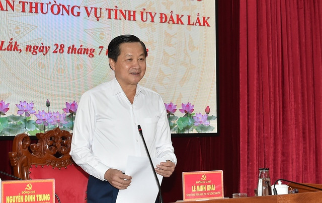 Đồng chí Lê Minh Khái quán triệt nội dung cơ bản, phương pháp tiến hành kiểm tra của Đoàn kiểm tra số 892. Ảnh VGP/Trần Mạnh.