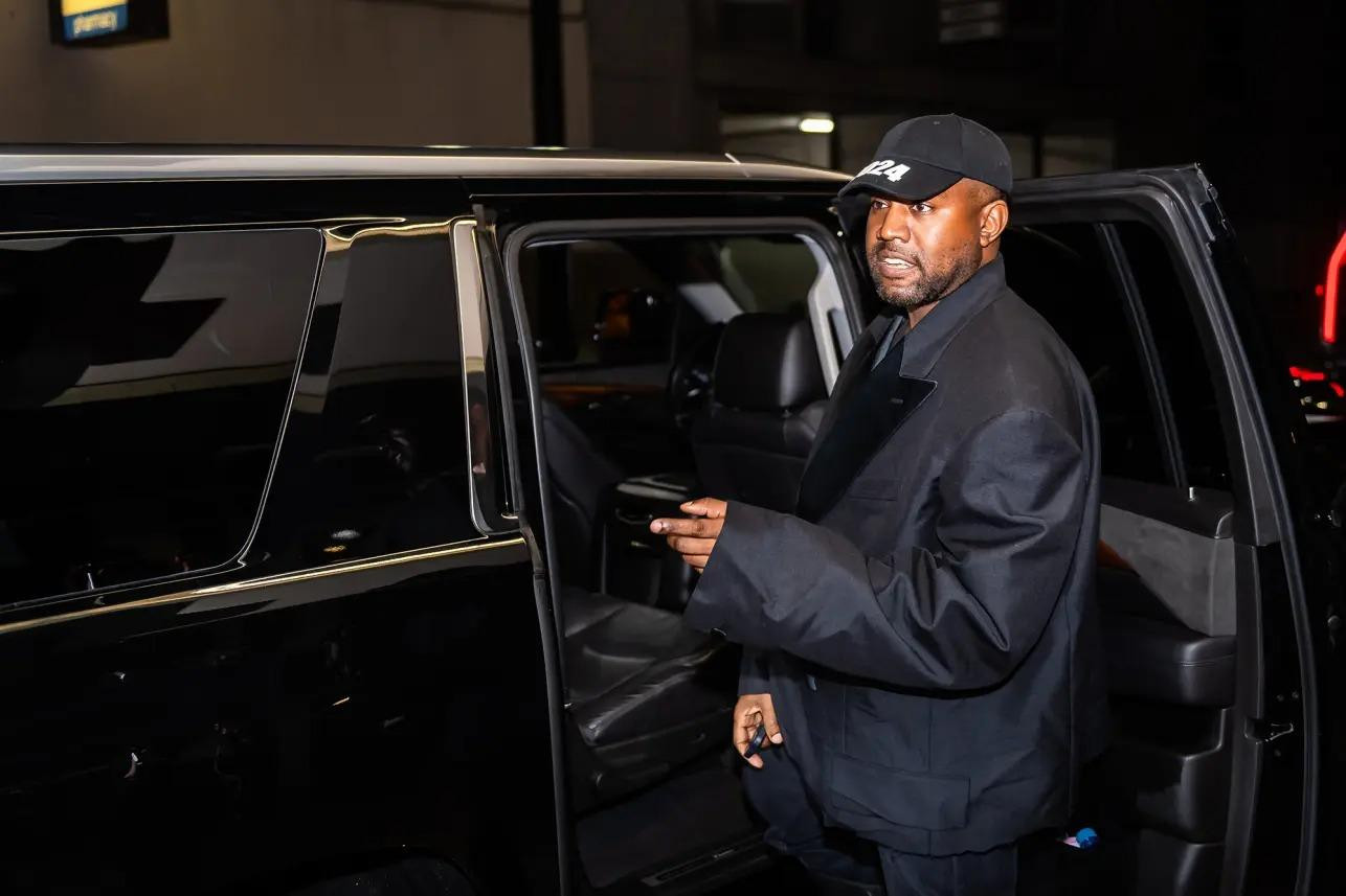 Kanye West gần đây liên tục bị chỉ trích trên mạng xã hội. Ảnh: NYP.