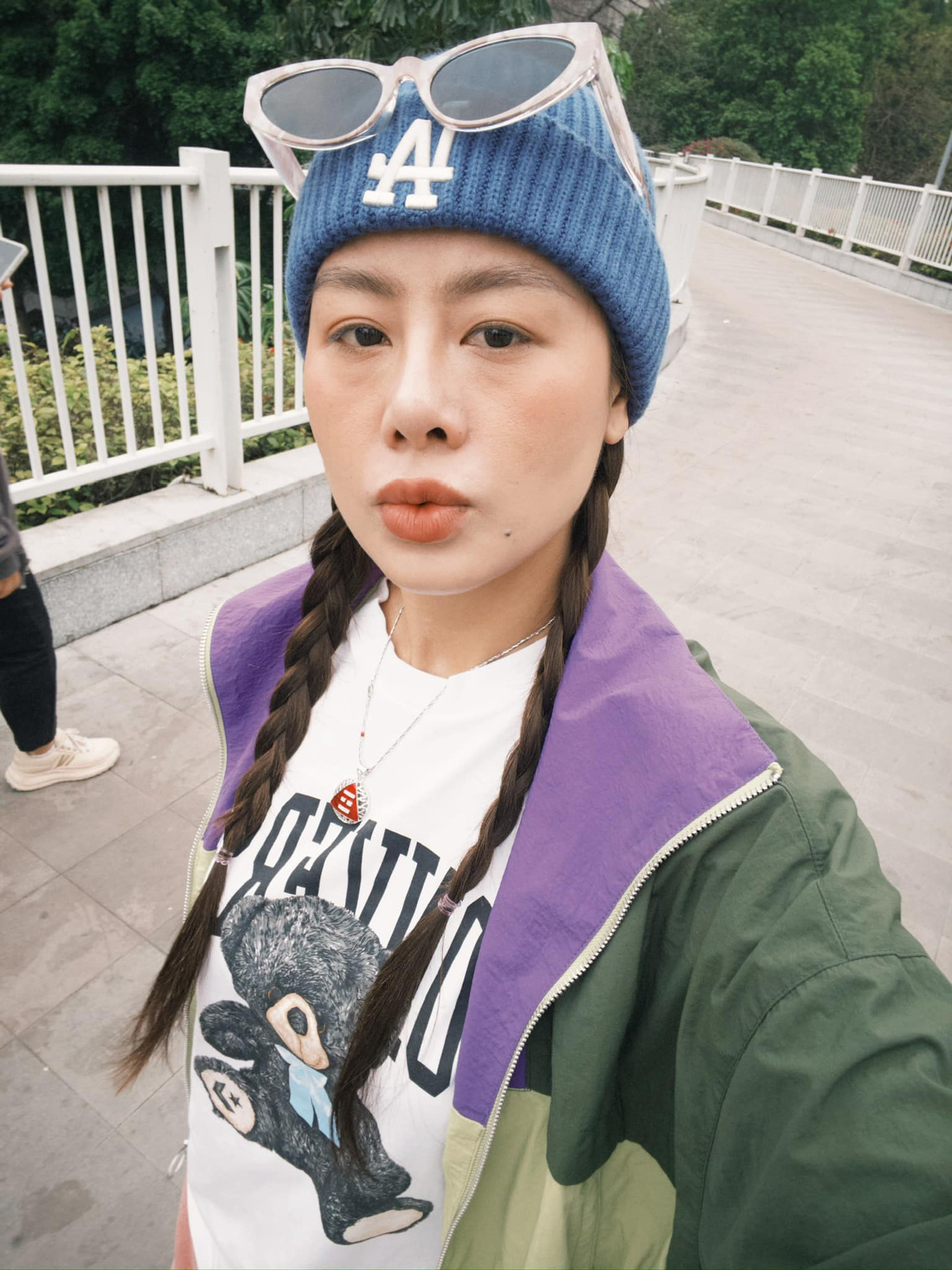 Nam Thư đang bị công kích trên mạng xã hội.