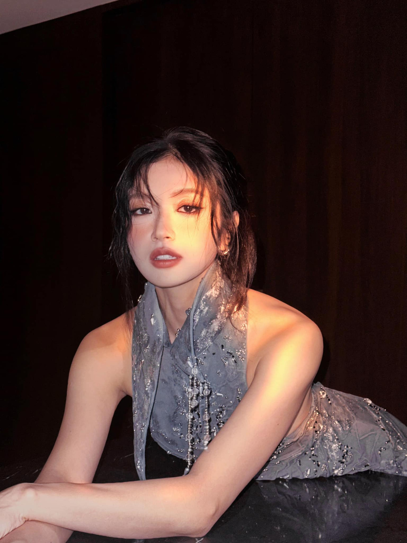 Suni Hạ Linh vướng tranh cãi suốt một tuần qua. Suni Hạ Linh vướng tranh cãi suốt một tuần qua.