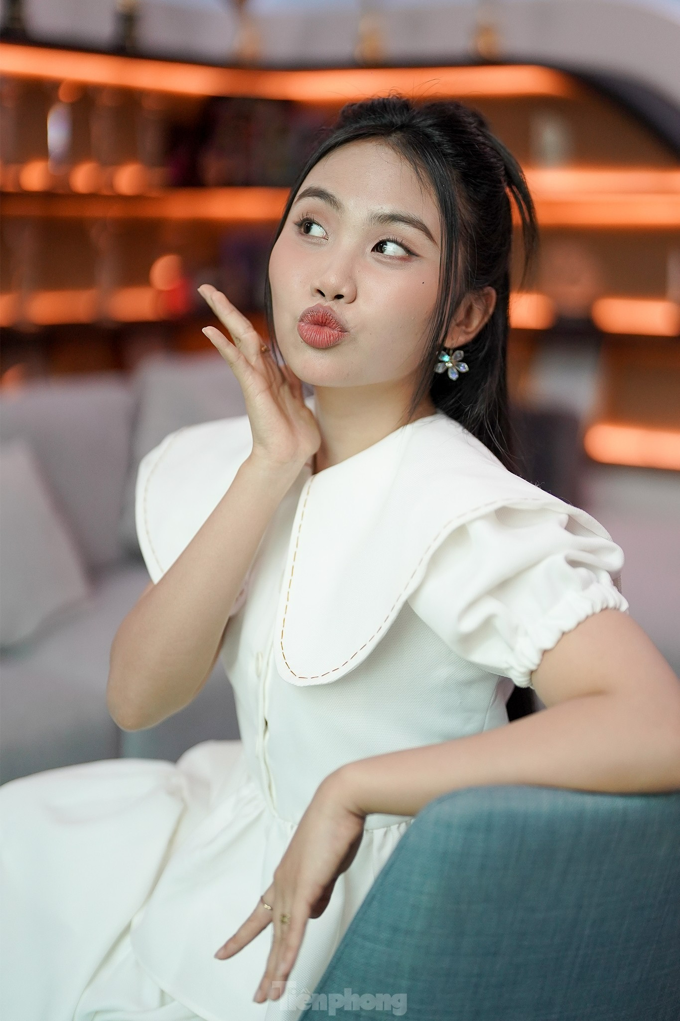 Phương Mỹ Chi bị phủ nhận. Phương Mỹ Chi bị phủ nhận.