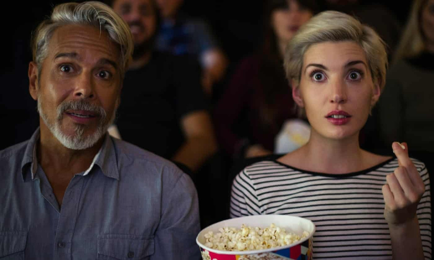 Cần thay đổi thói quen xấu trong rạp chiếu.