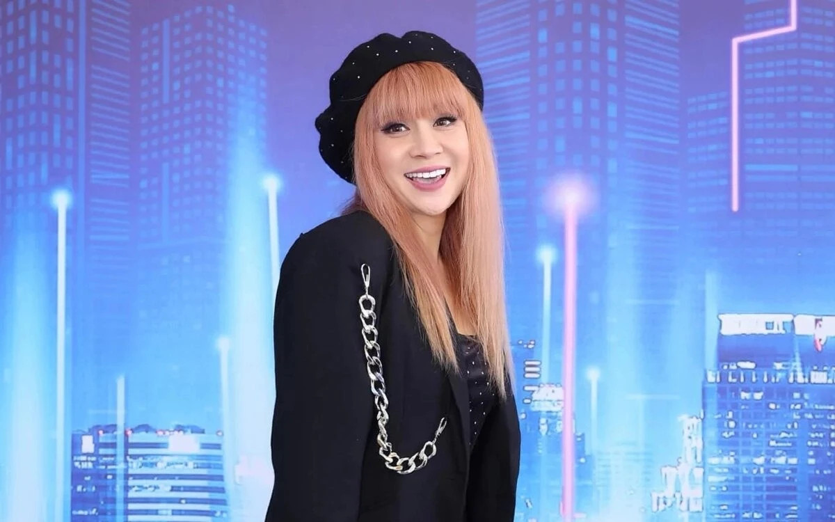 Lưu Thiên Hương tiếp tục giảng dạy tại Nhạc viện TPHCM sau ồn ào bị giảng viên, NSƯT Minh Huyền ném điện thoại vào người.