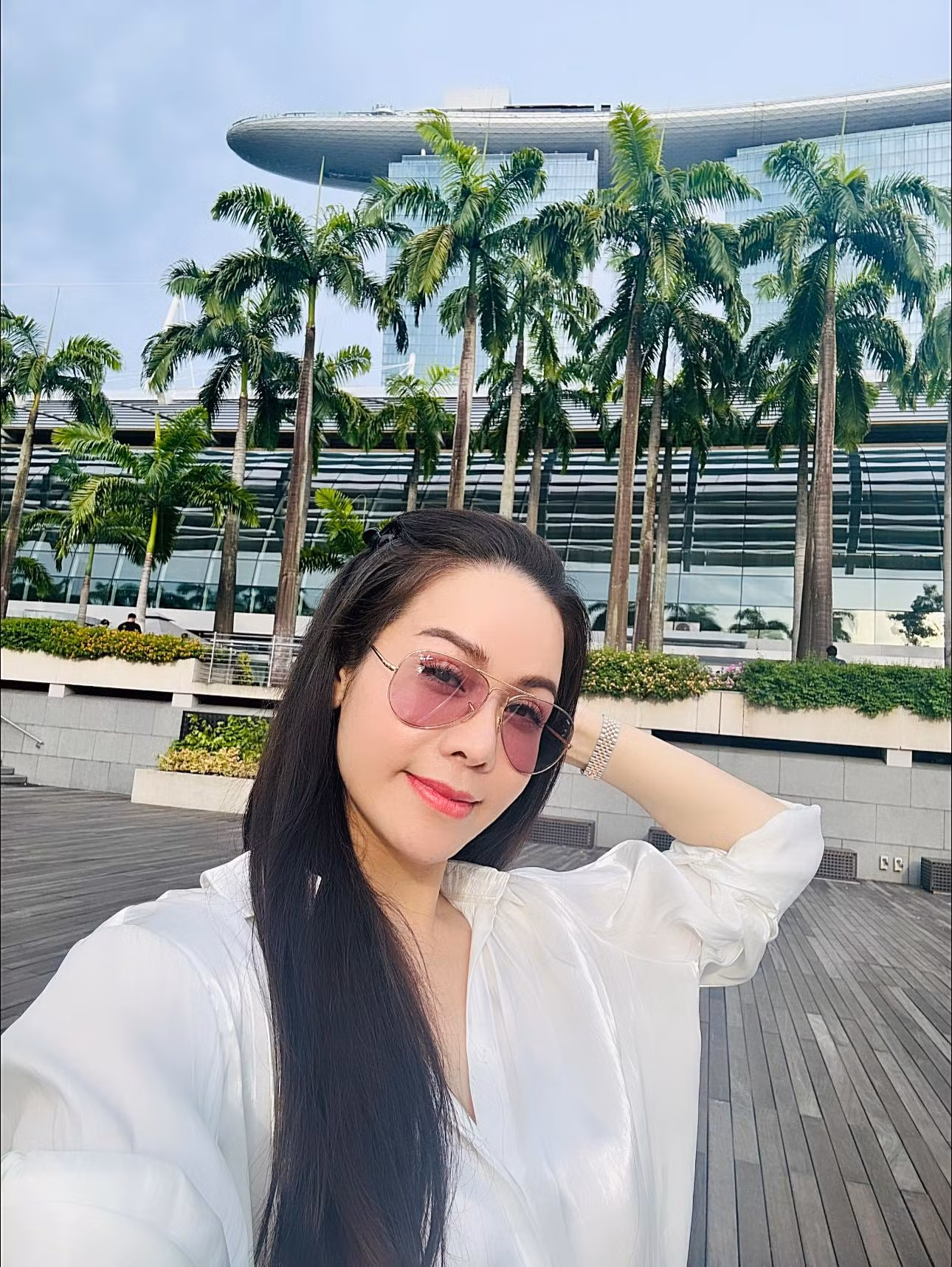 Nhật Kim Anh cập nhật hình ảnh tại Singapore. Nhật Kim Anh cập nhật hình ảnh tại Singapore.