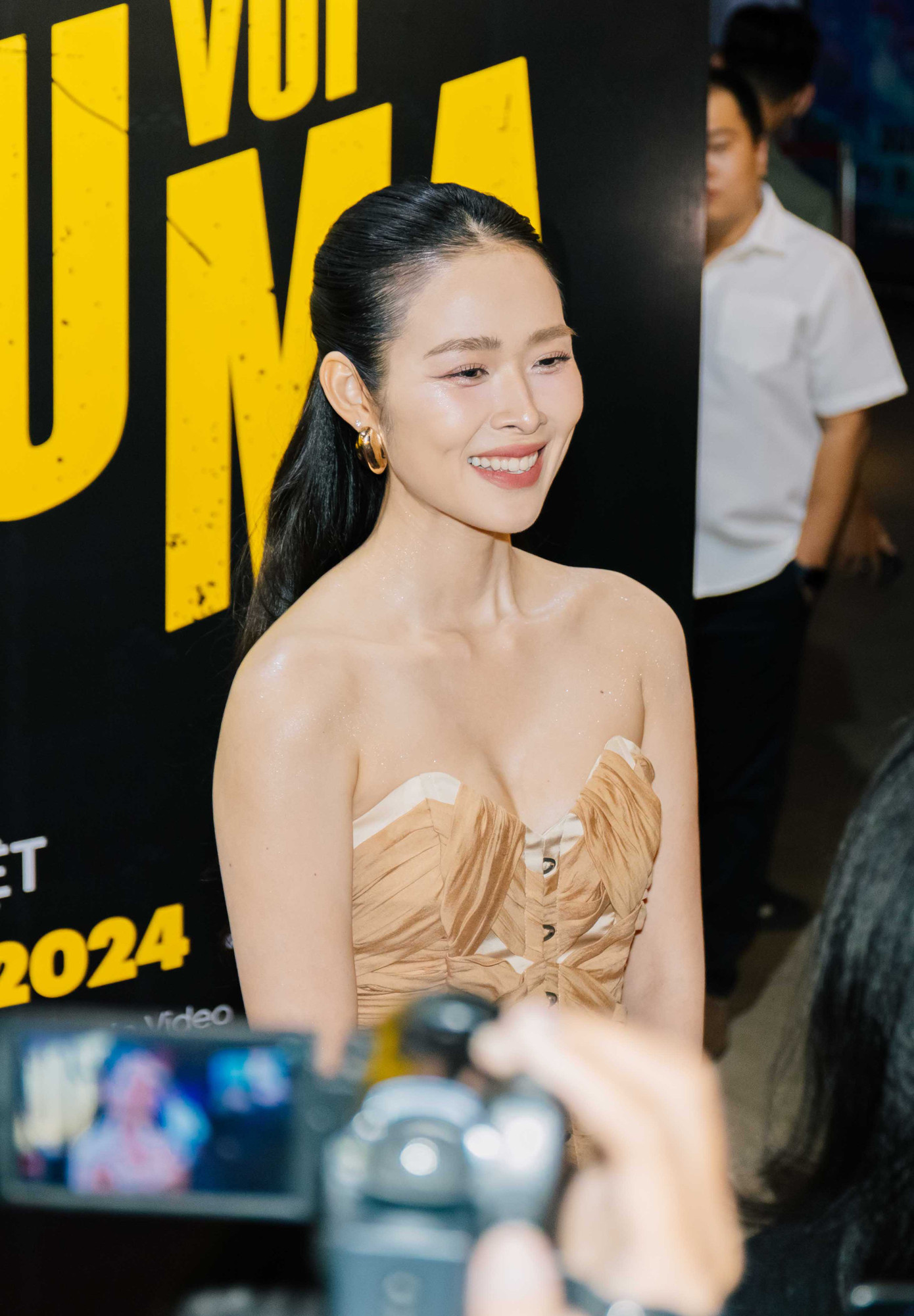 Tuấn Trần và Diệp Bảo Ngọc tại buổi chiếu sớm bộ phim đề tài hài, tâm lý gia đình. Tuấn Trần và Diệp Bảo Ngọc tại buổi chiếu sớm bộ phim đề tài hài, tâm lý gia đình.