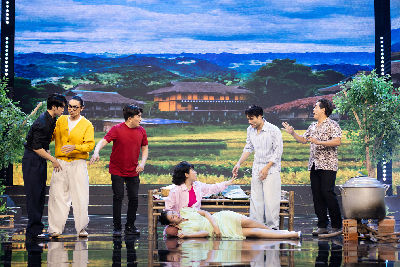 Nhiều câu chuyện, vấn đề nổi cộm trong năm xuất hiện trên sóng truyền hình.