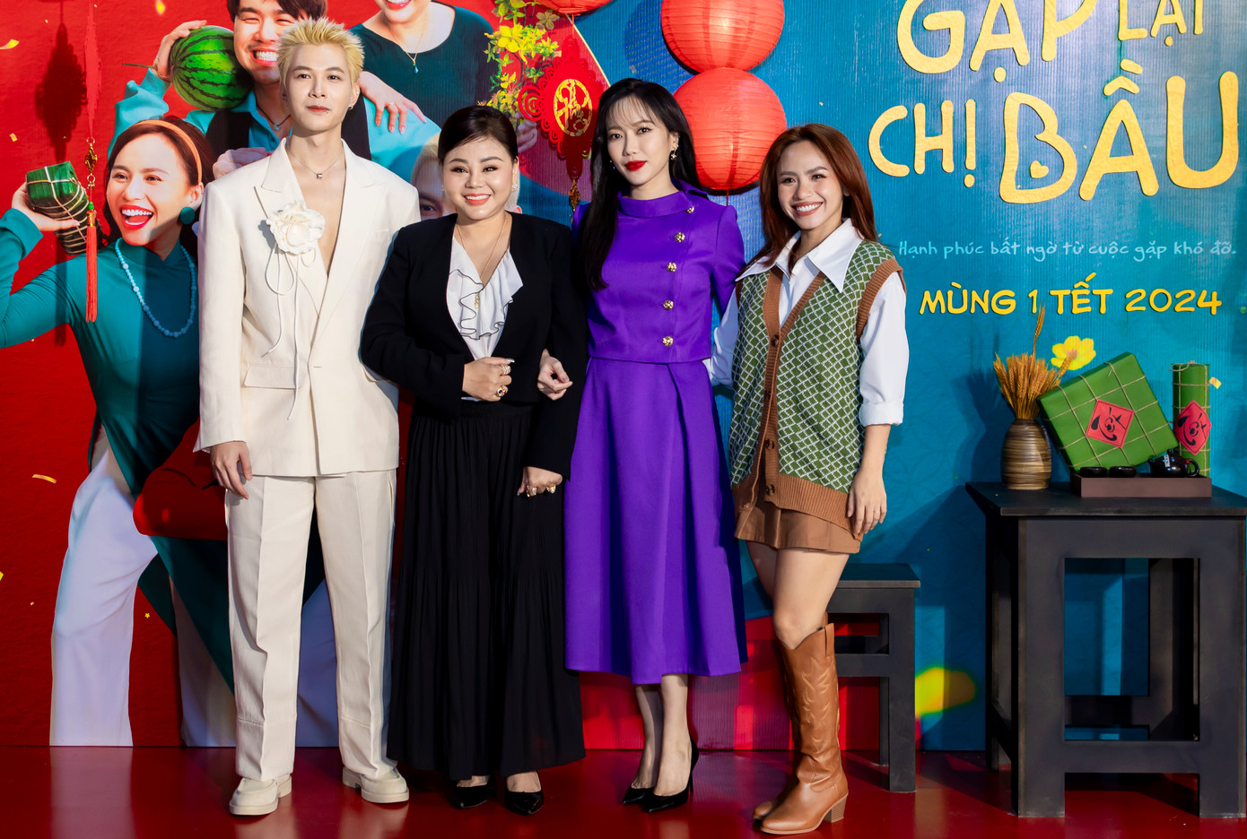 Lê Giang xuất hiện trong phim của Nhất Trung dịp Tết Giáp Thìn. Lê Giang xuất hiện trong phim của Nhất Trung dịp Tết Giáp Thìn.