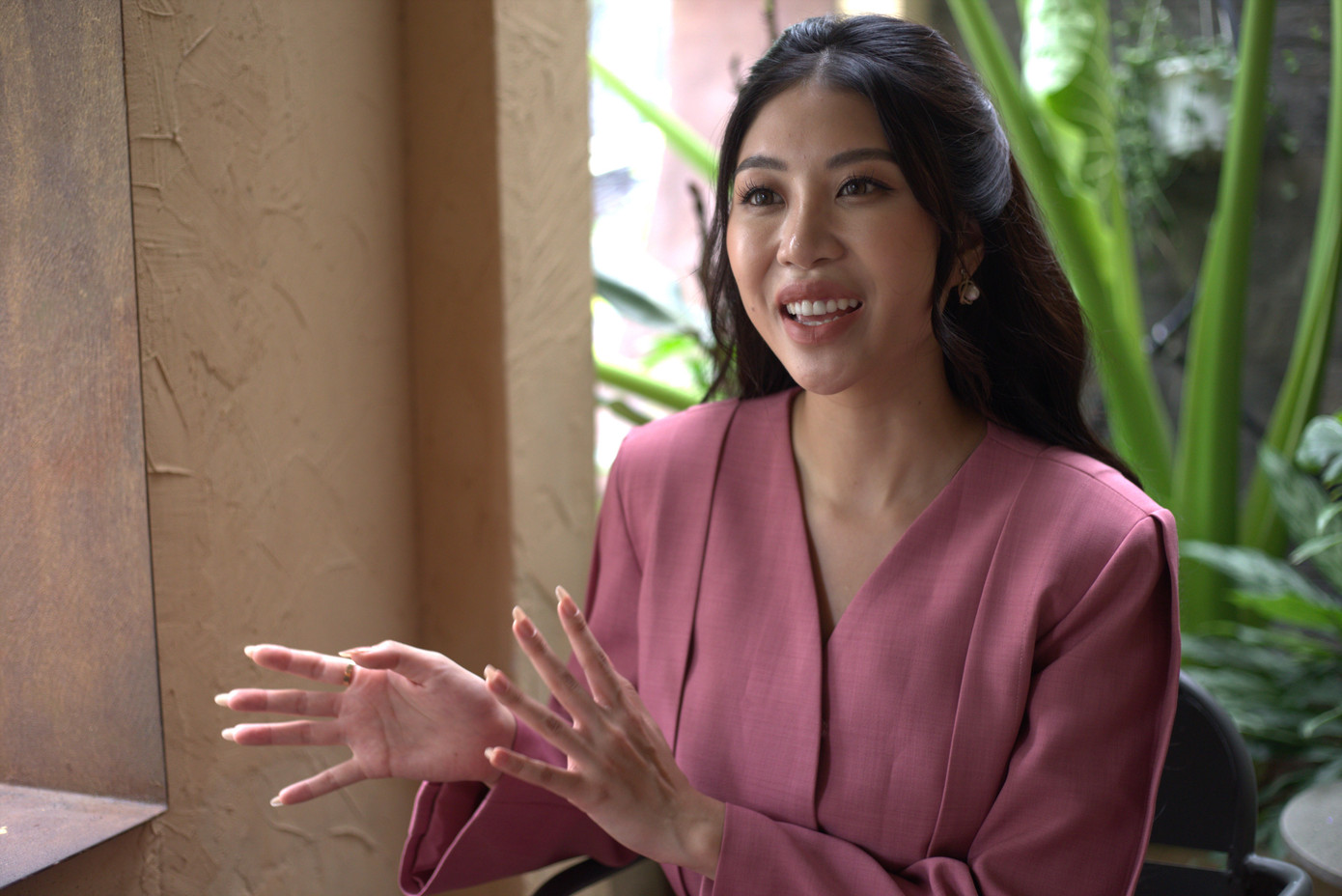 Phong cách trưởng thành và chín chắn của Đỗ Thị Lan Anh.