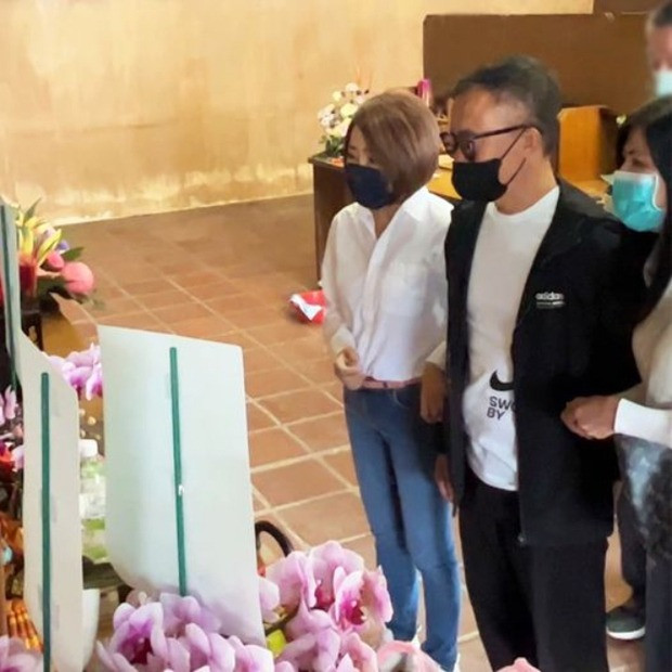 Gia đình và đồng nghiệp đau buồn khi Kha Thần Huân mất ở tuổi 20.