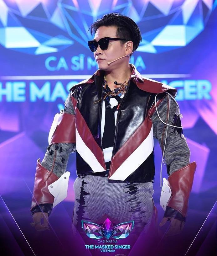 Nhiều khán giả đòi thay thế Wowy bằng một cái tên khác. Nhiều khán giả đòi thay thế Wowy bằng một cái tên khác.